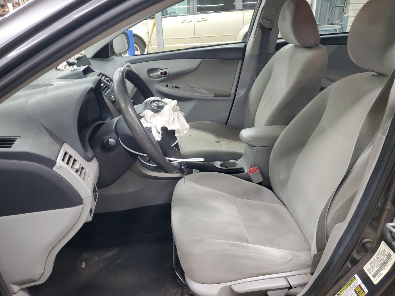 2013 TOYOTA COROLLA BA - Фото 7