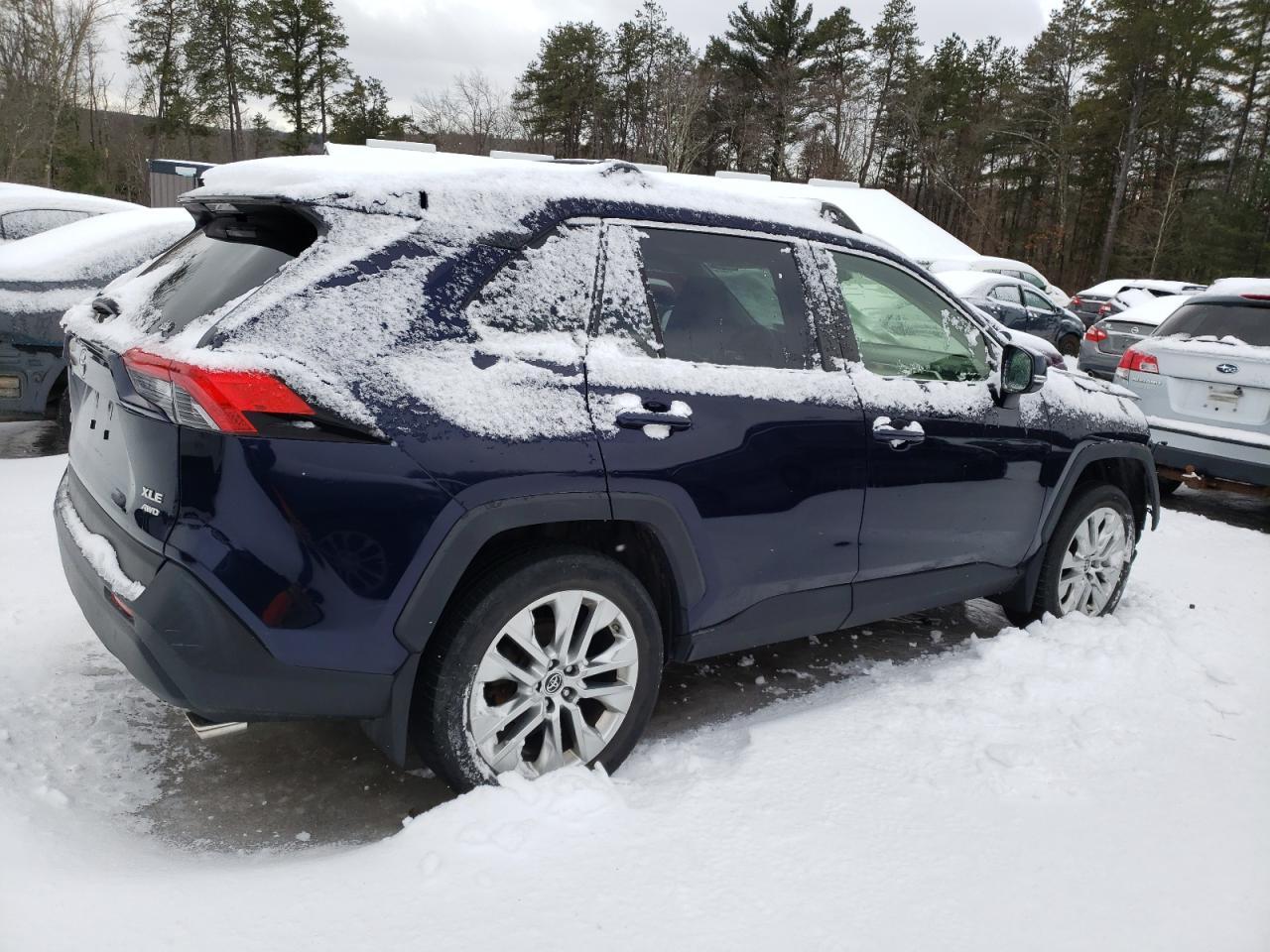 2019 TOYOTA RAV4 XLE P - Image 3