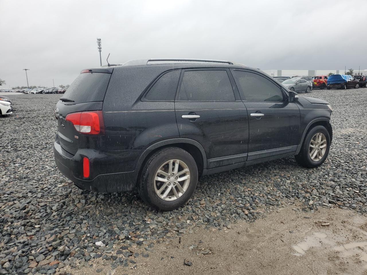 2014 KIA SORENTO LX - Image 3