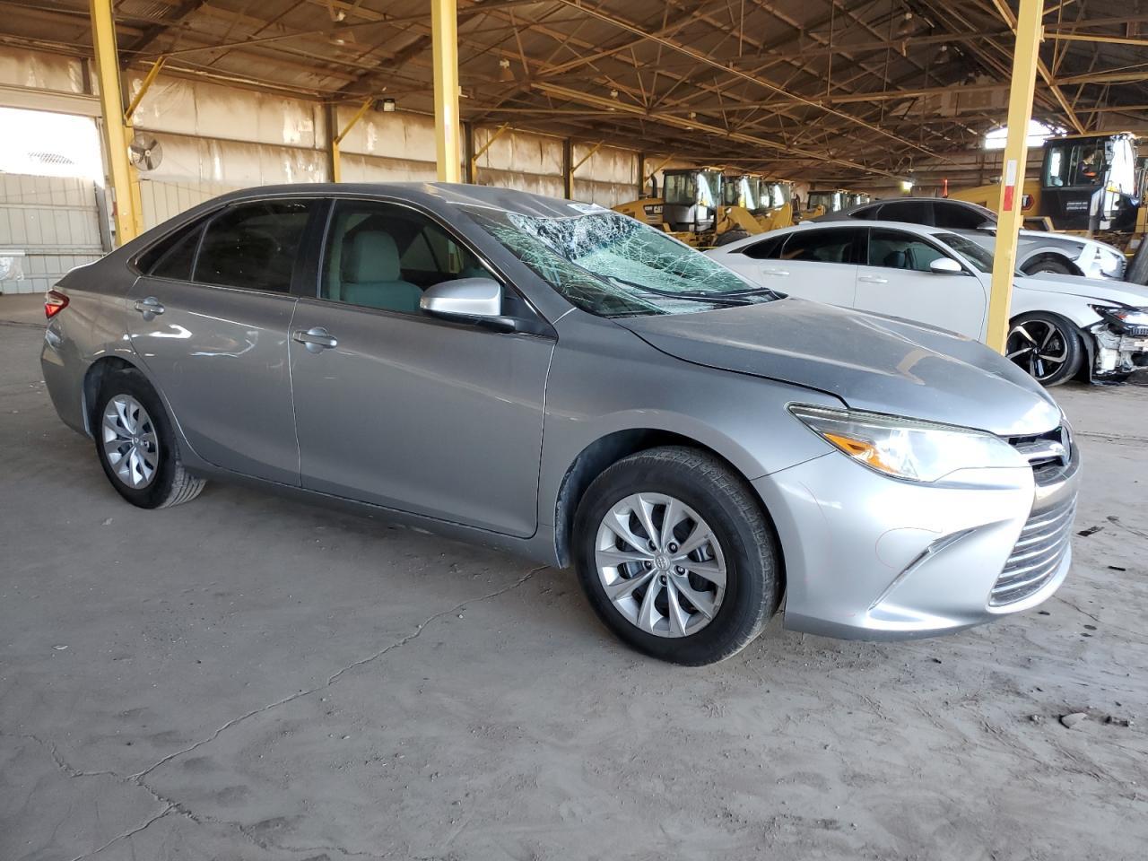 2017 TOYOTA CAMRY LE - Image 4