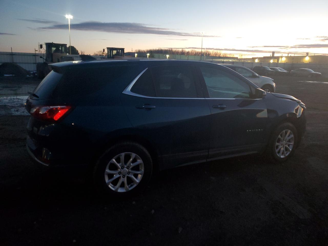 2019 CHEVROLET EQUINOX LT - Image 3