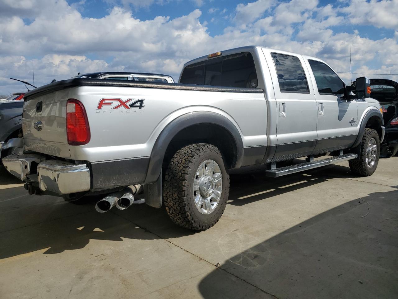 2015 FORD F250 SUPER - Image 3