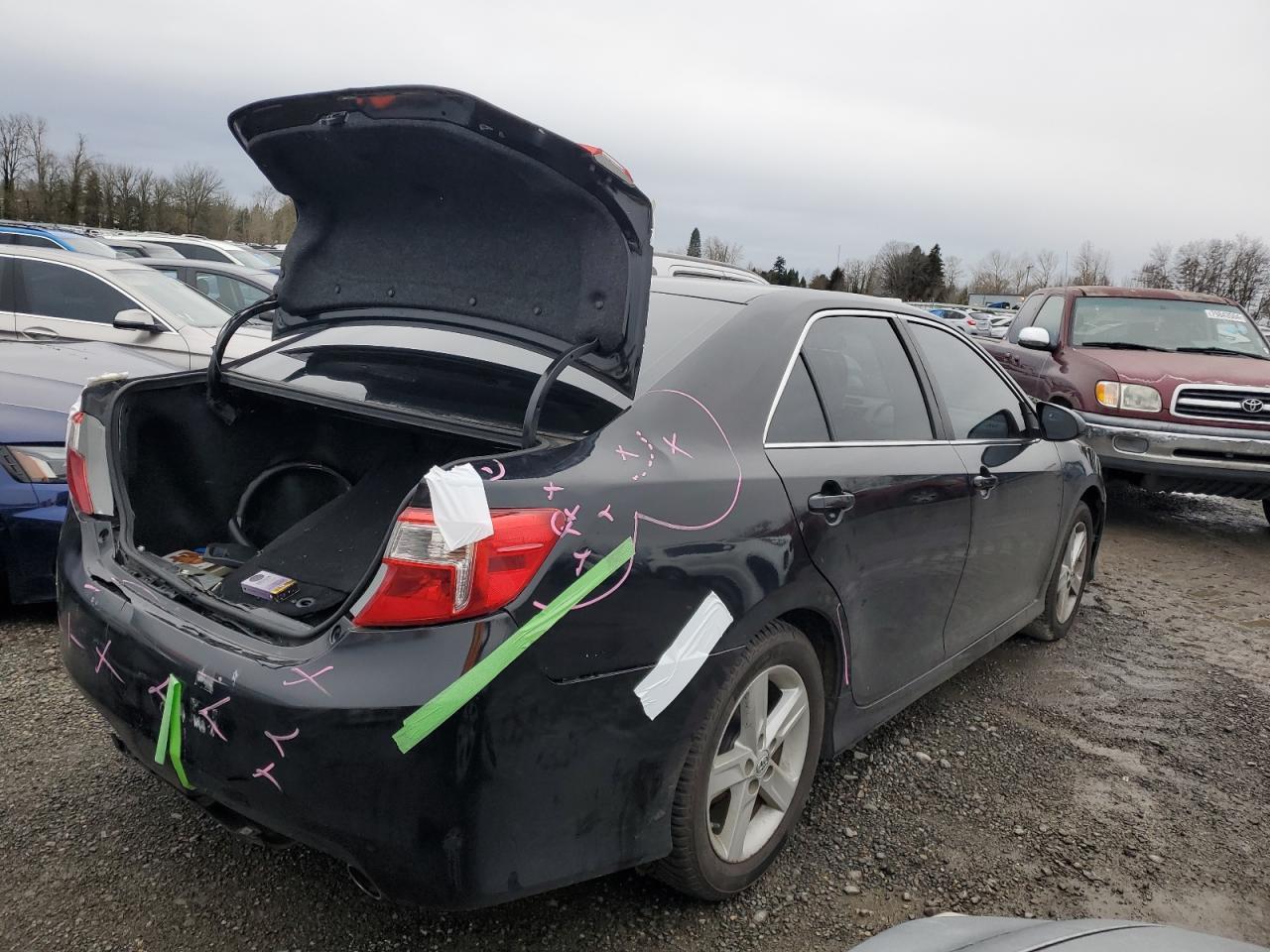 2013 TOYOTA CAMRY L - Image 3