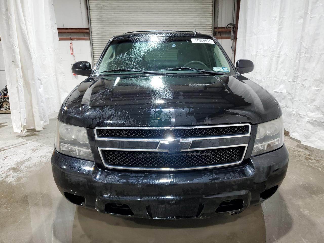 2011 CHEVROLET TAHOE K150 - Фото 5