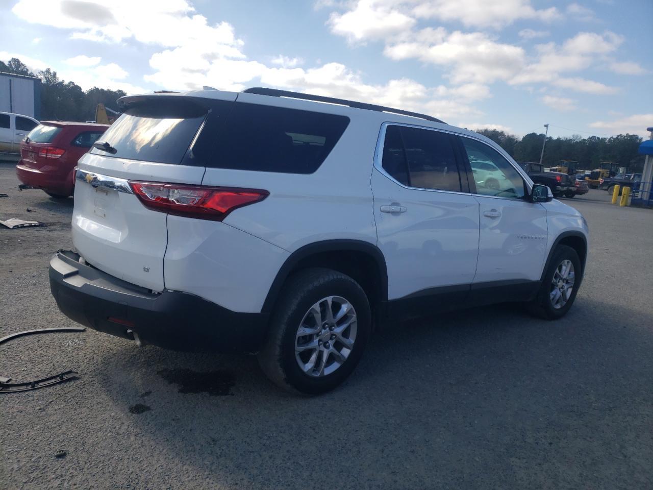 2020 CHEVROLET TRAVERSE L - Фото 3