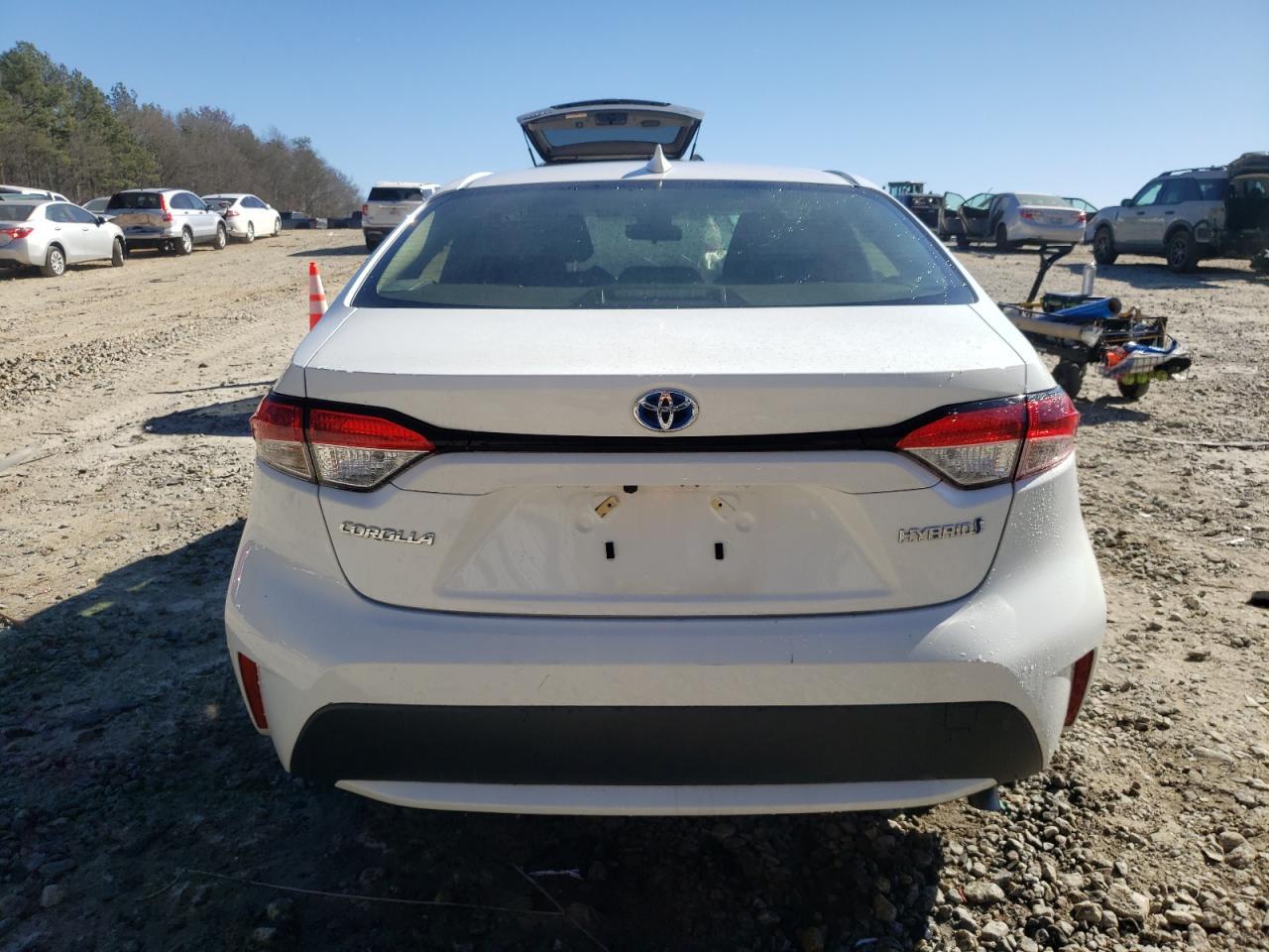 2022 TOYOTA COROLLA LE - Фото 6