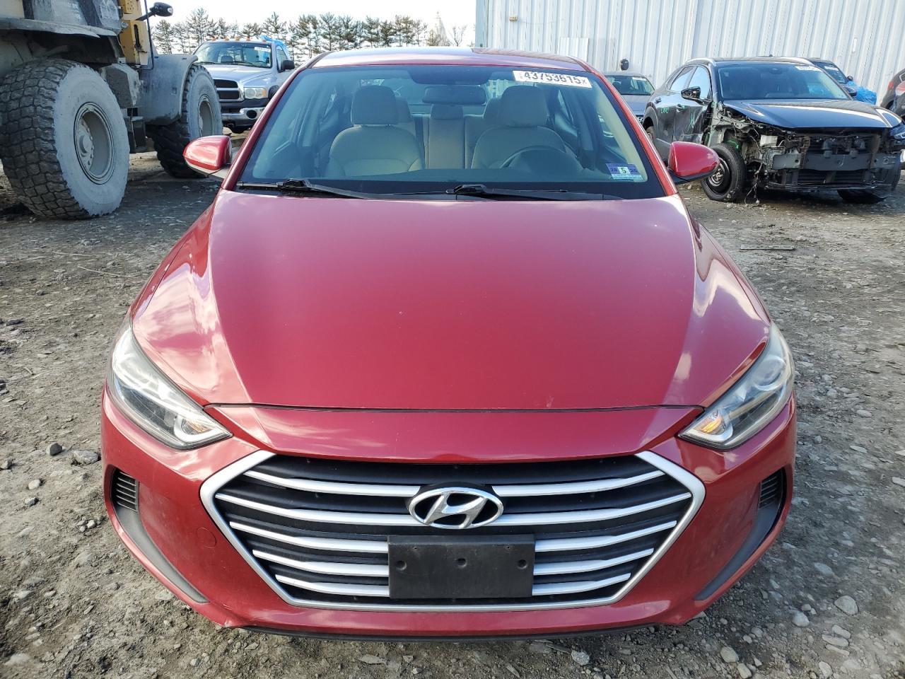 2017 HYUNDAI ELANTRA SE - Фото 5