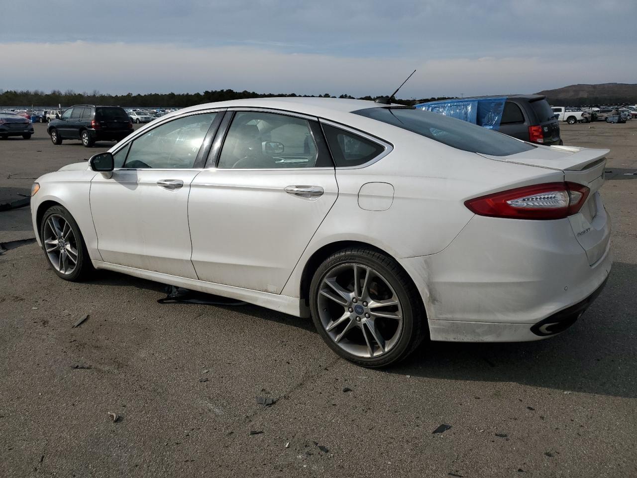 2015 FORD FUSION TIT - Фото 2