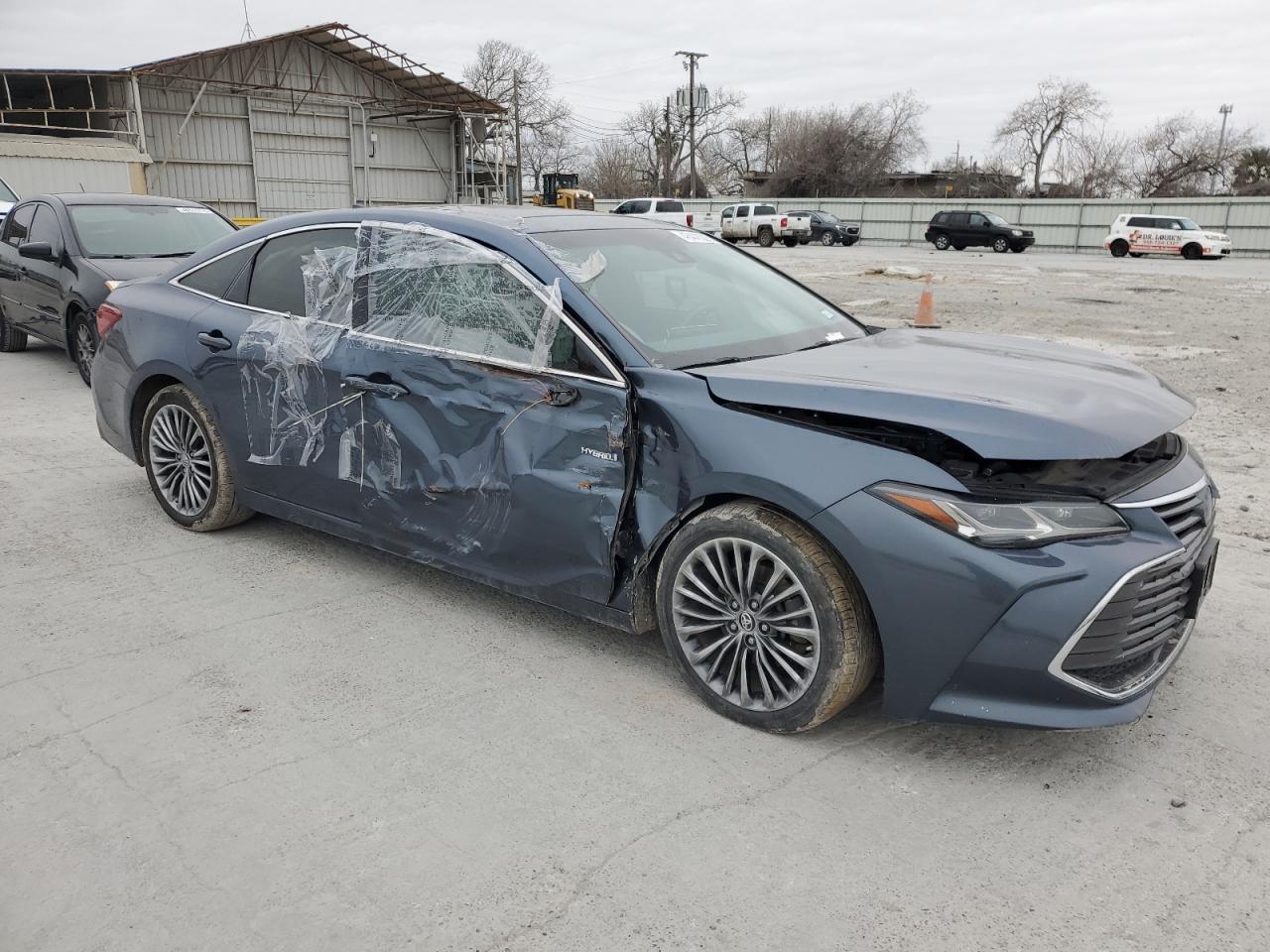 2019 TOYOTA AVALON XLE - Фото 4