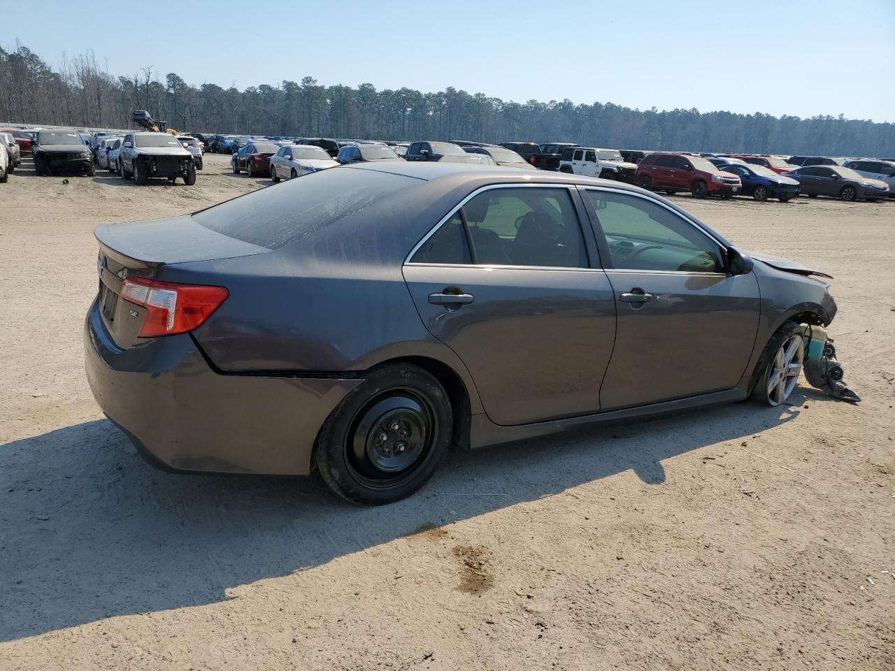 2013 TOYOTA CAMRY L - Image 3