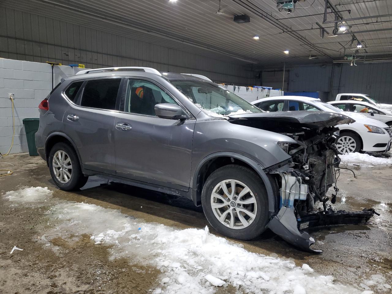 2018 NISSAN ROGUE S - Фото 4