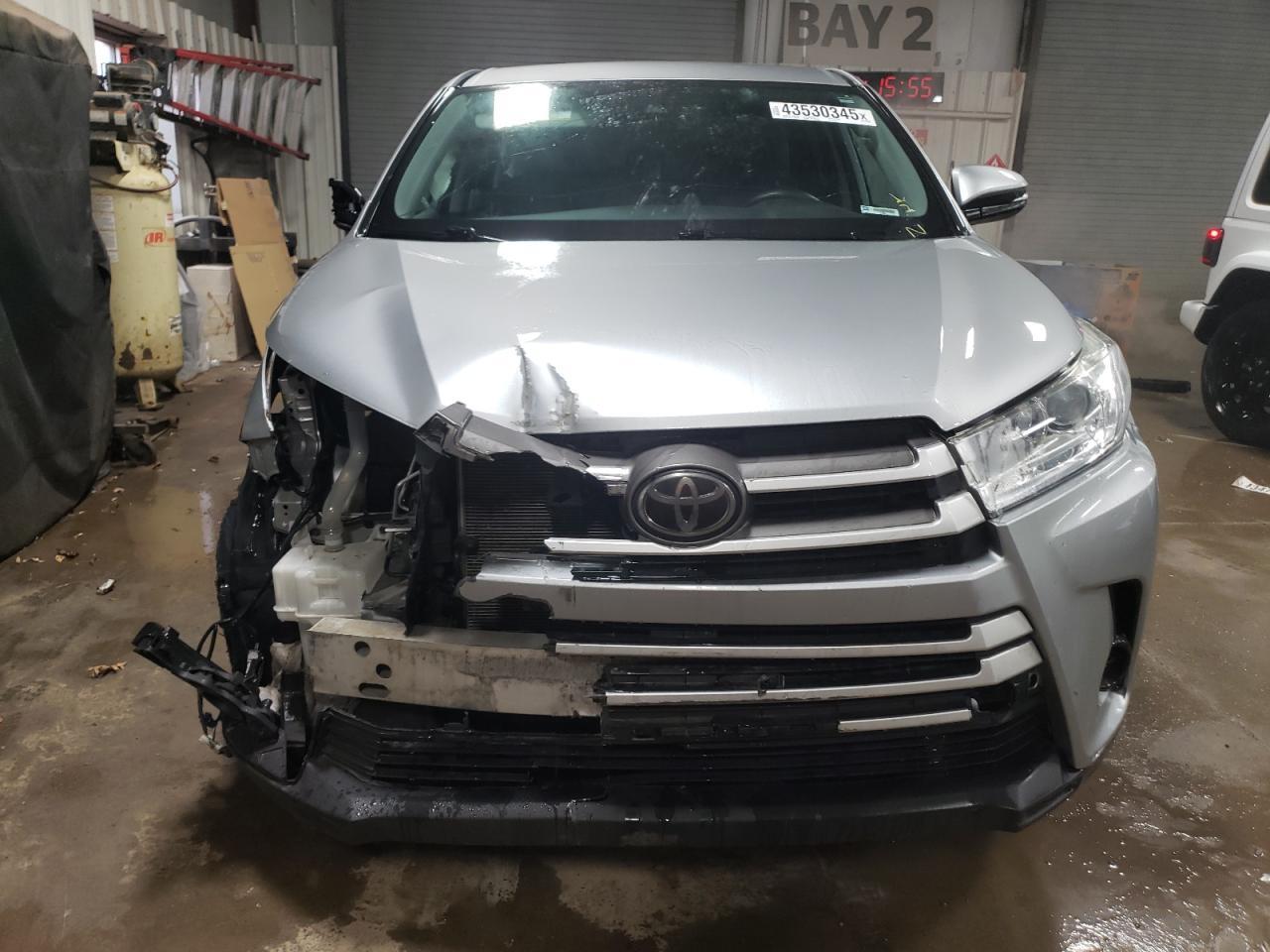 2018 TOYOTA HIGHLANDER - Image 5