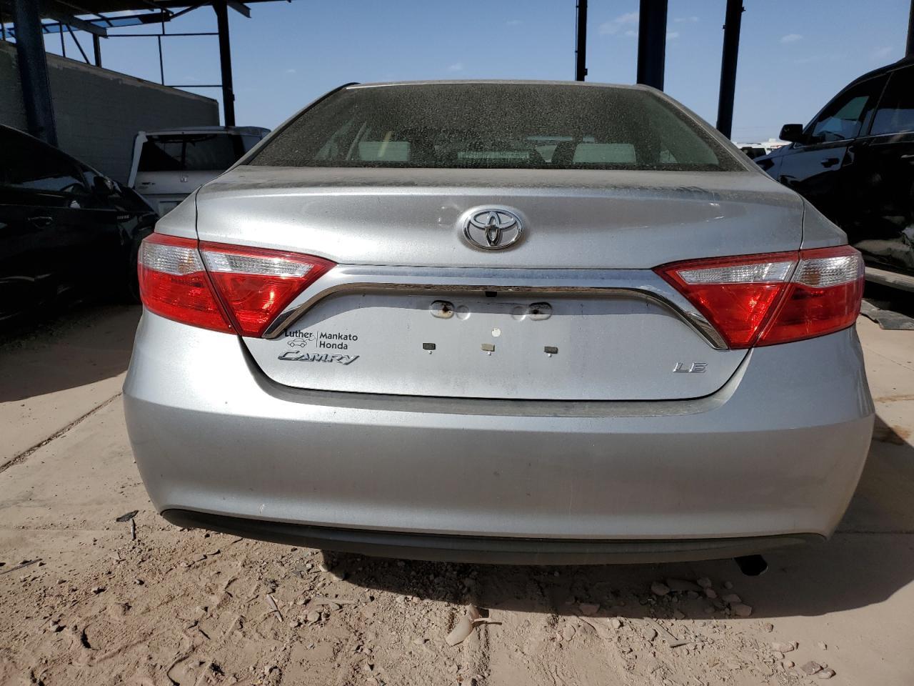 2017 TOYOTA CAMRY LE - Фото 6