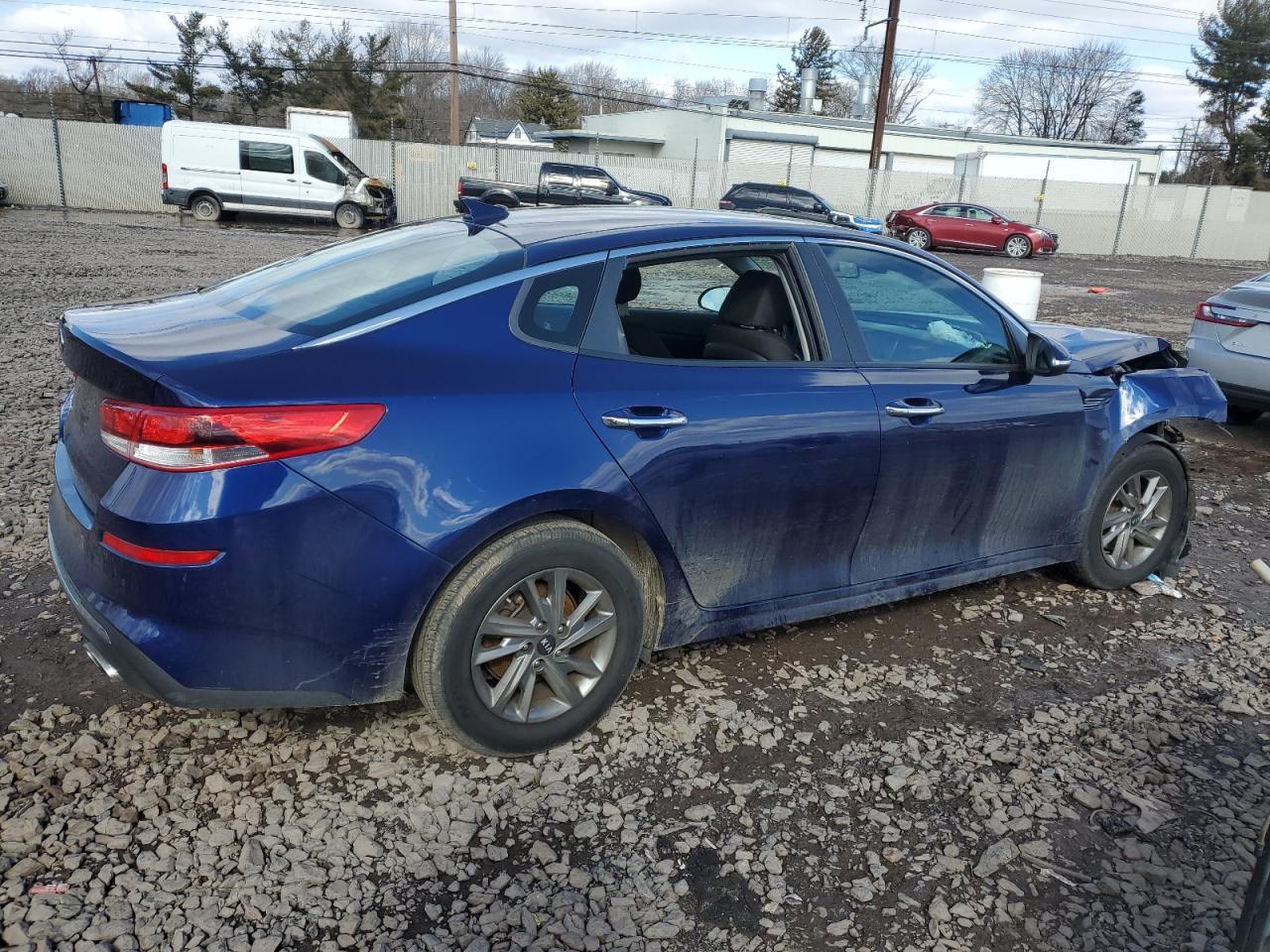 2019 KIA OPTIMA LX - Фото 3