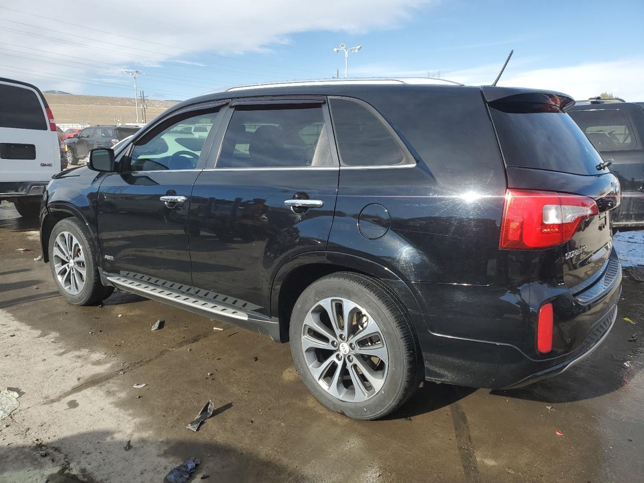 2015 KIA SORENTO SX - Image 2