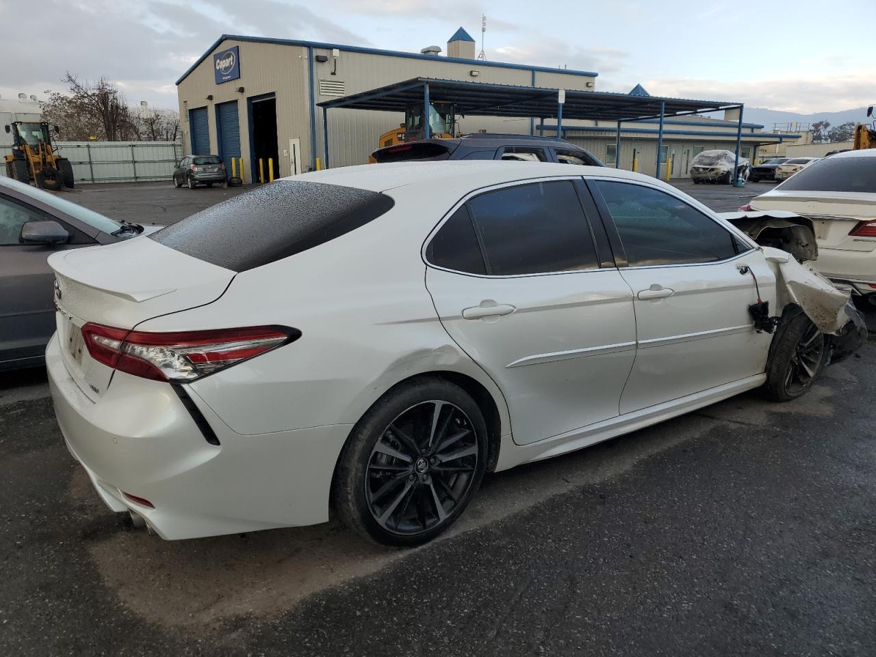 2018 TOYOTA CAMRY XSE - Image 3