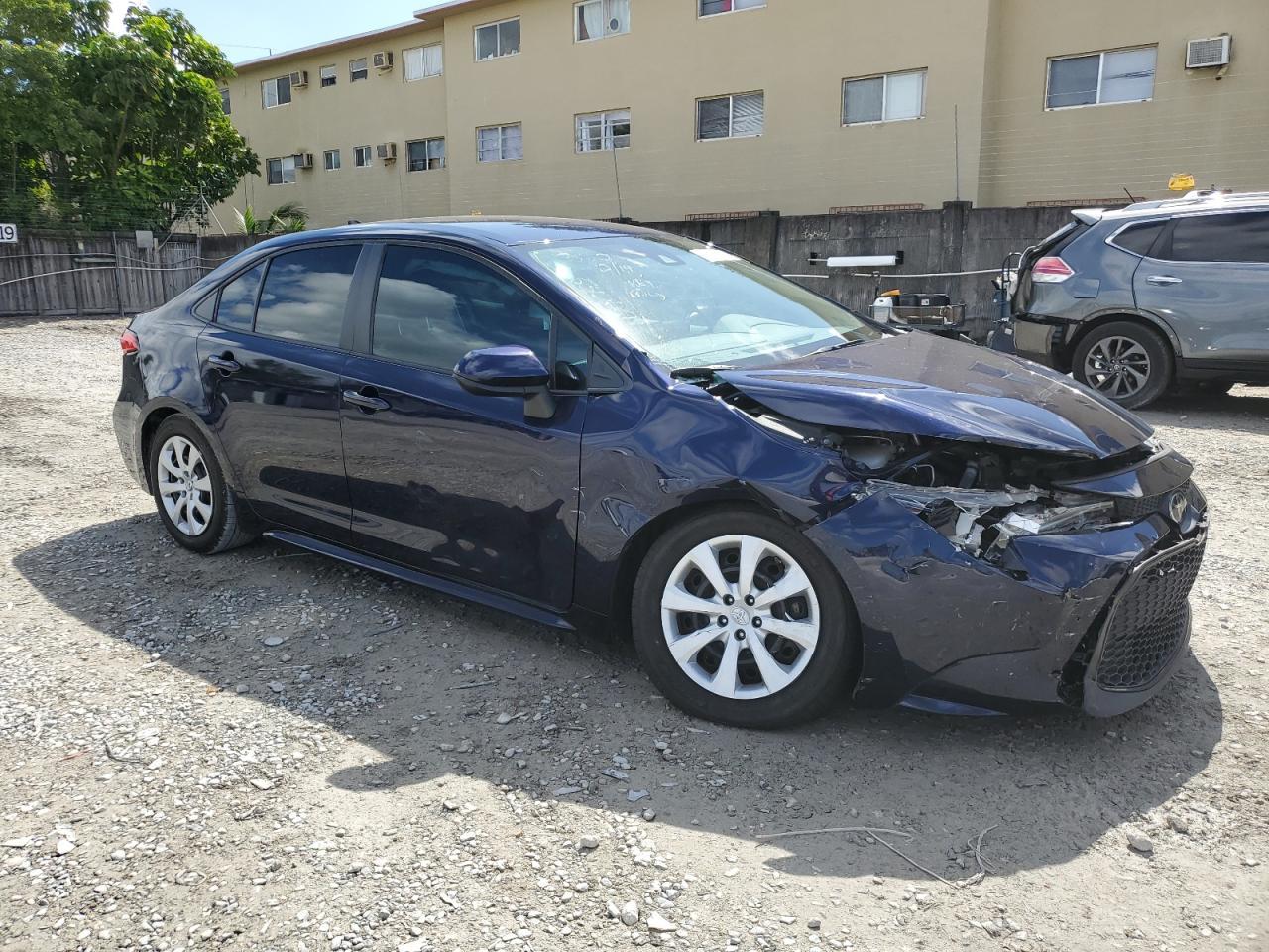 2022 TOYOTA COROLLA LE - Фото 4