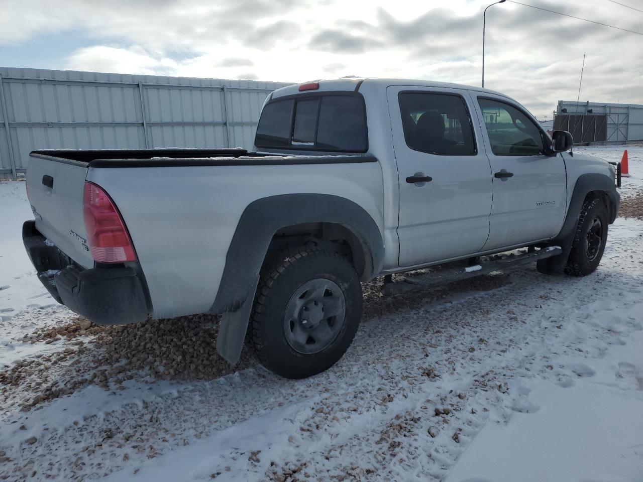 2013 TOYOTA TACOMA DOU - Фото 3