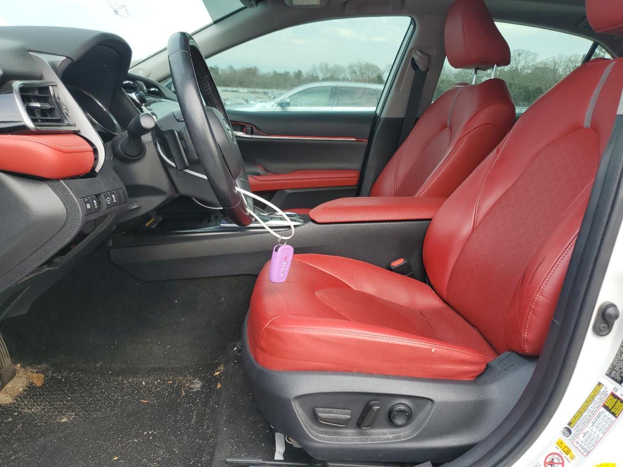 2019 TOYOTA CAMRY XSE - Image 7