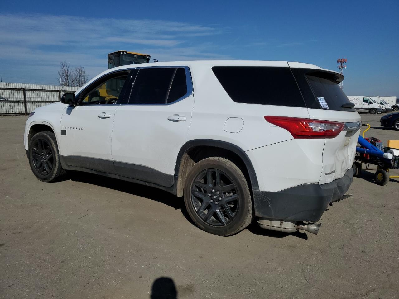 2018 CHEVROLET TRAVERSE L - Image 2