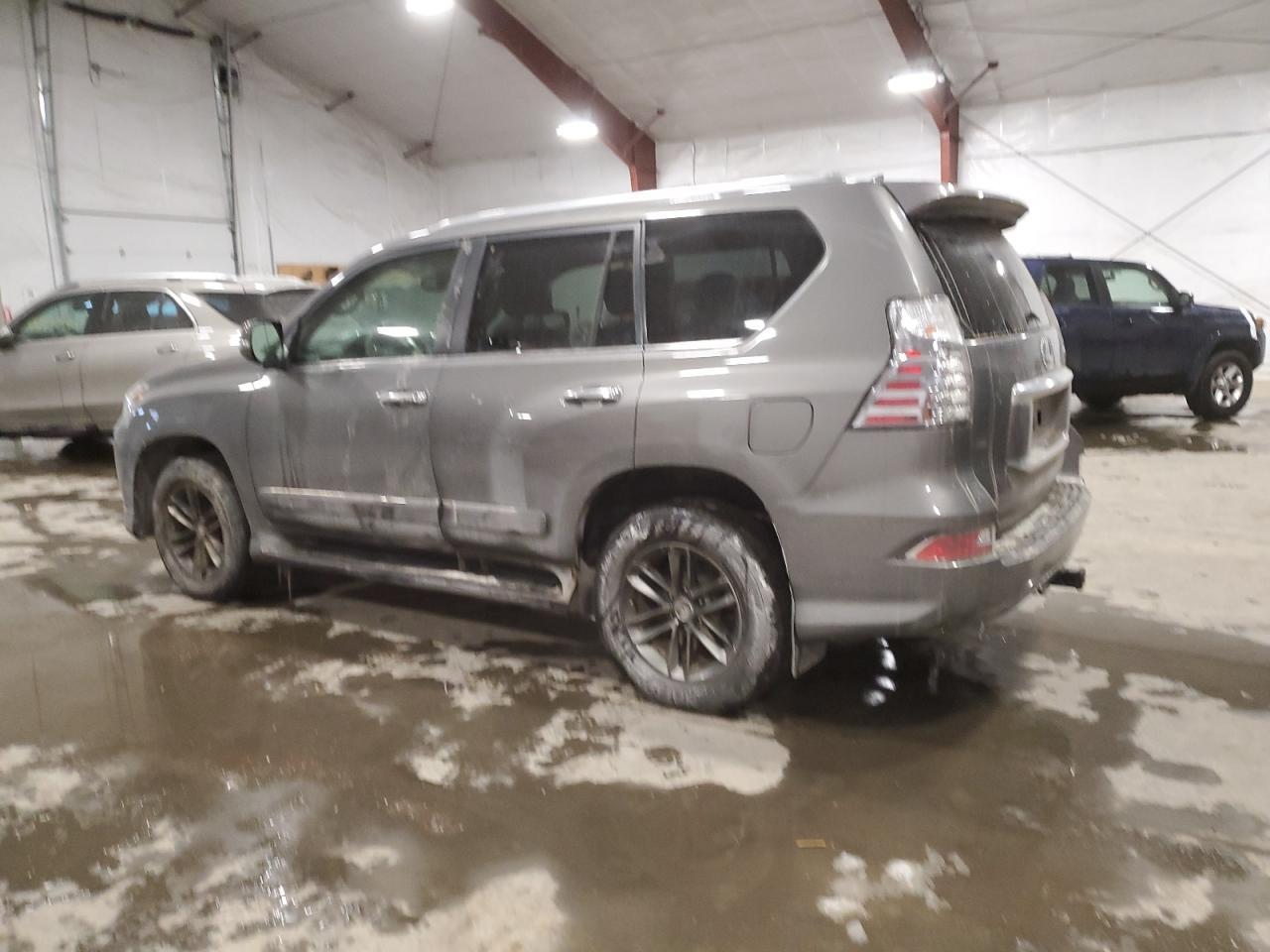 2014 LEXUS GX 460 - Image 2