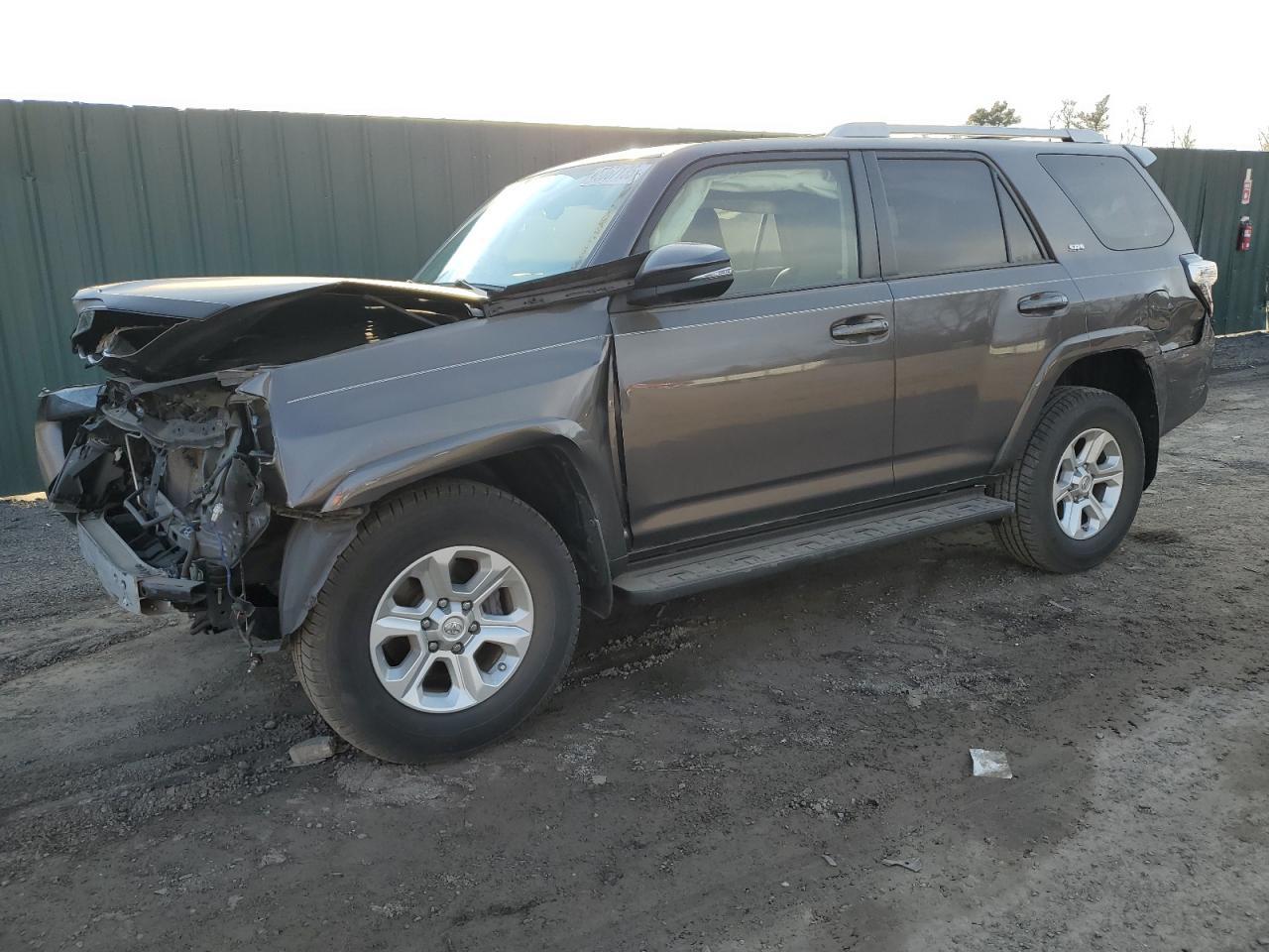 2018 TOYOTA 4RUNNER SR