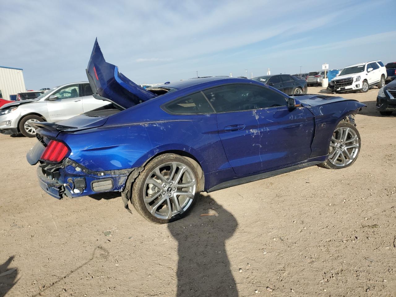 2016 FORD MUSTANG GT - Фото 3