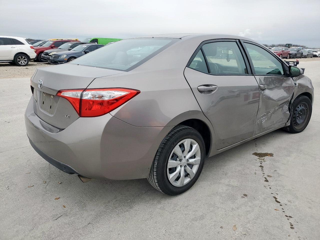 2015 TOYOTA COROLLA L - Фото 3