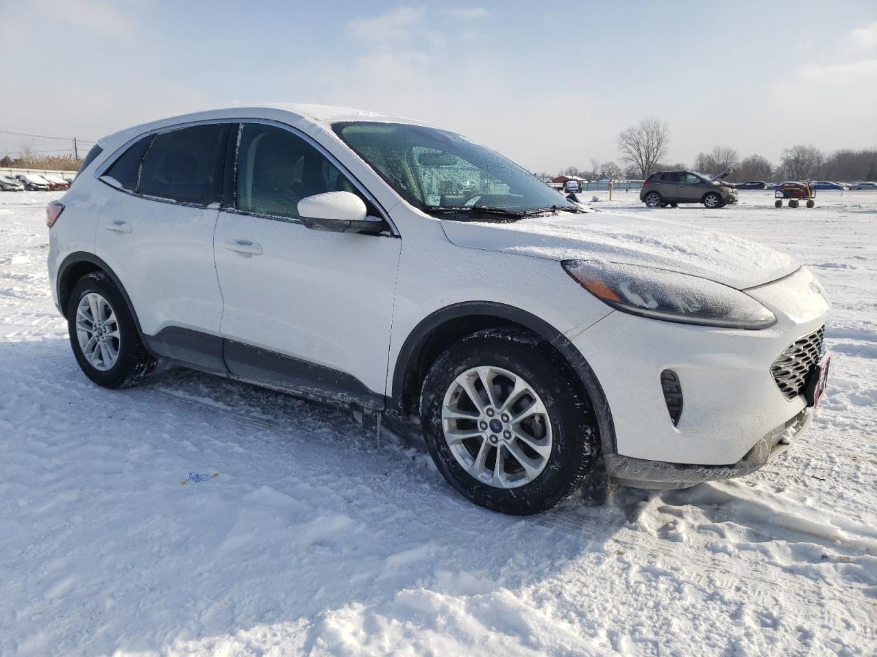 2020 FORD ESCAPE SE - Image 4