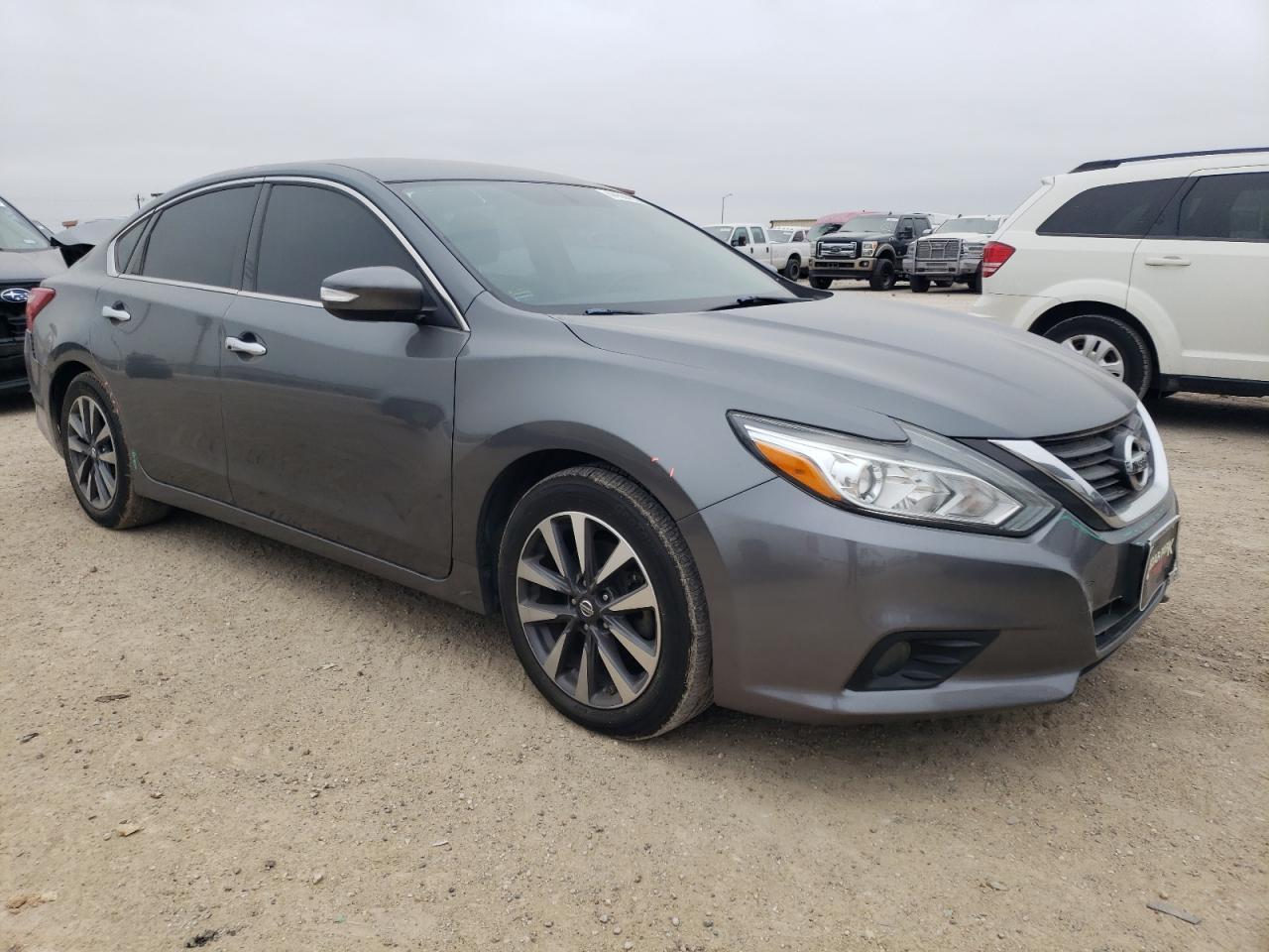 2017 NISSAN ALTIMA 2.5 - Image 4