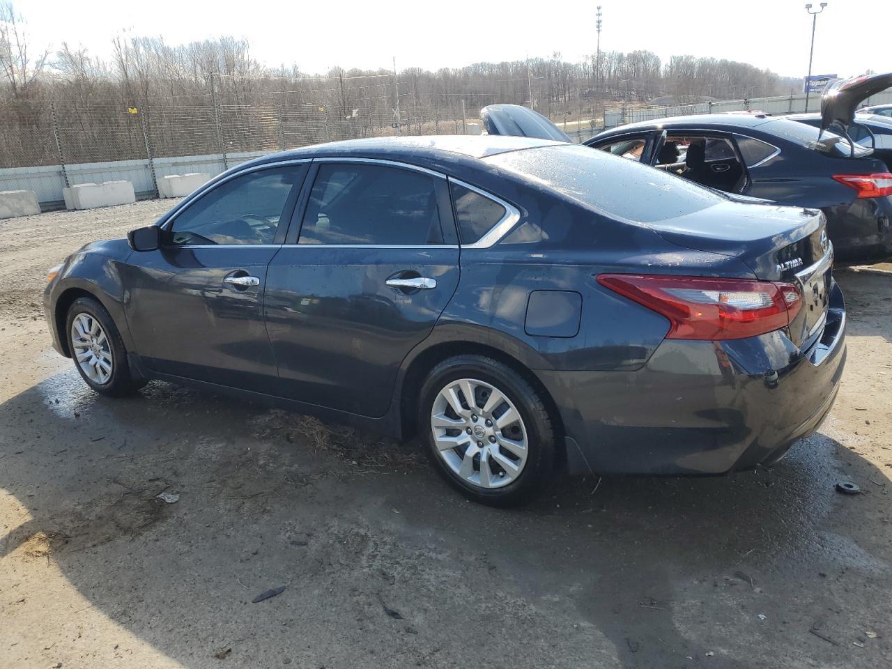 2018 NISSAN ALTIMA 2.5 - Фото 2