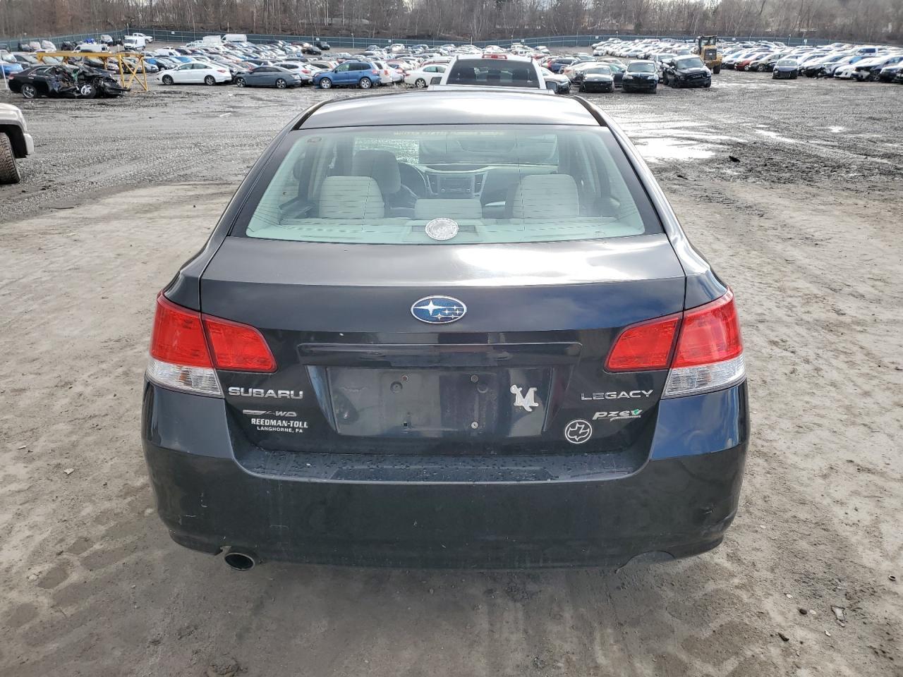 2014 SUBARU LEGACY 2.5 - Image 6