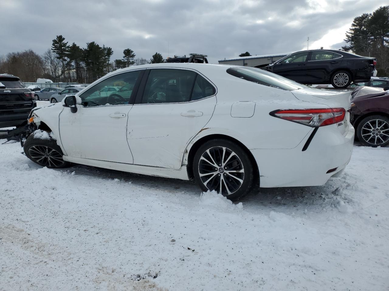 2018 TOYOTA CAMRY L - Image 2
