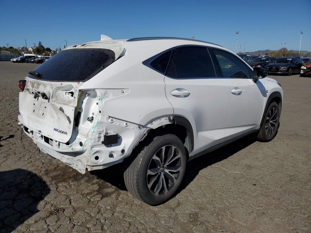 2017 LEXUS NX 200T BA - Фото 3
