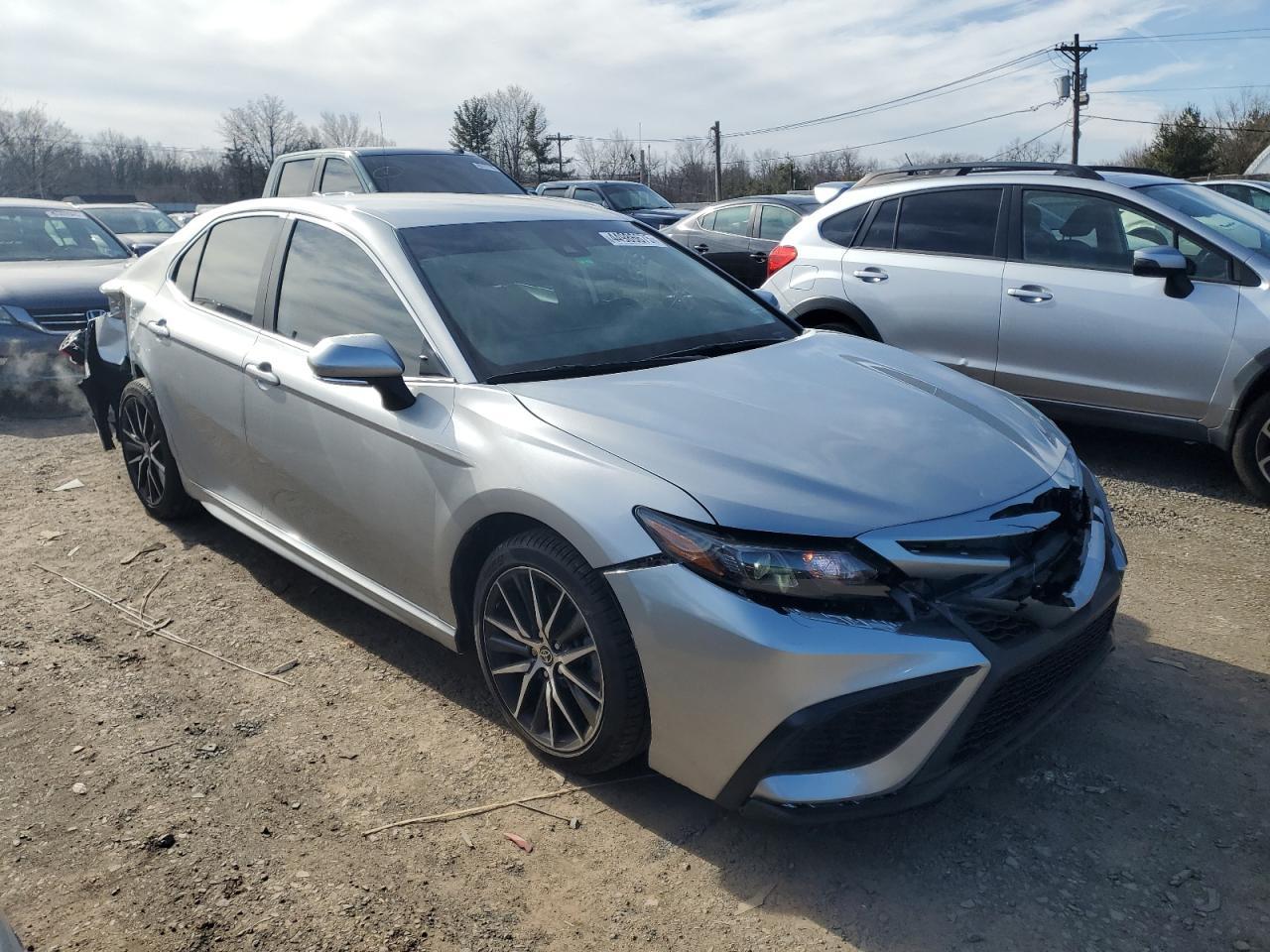 2021 TOYOTA CAMRY SE - Фото 4