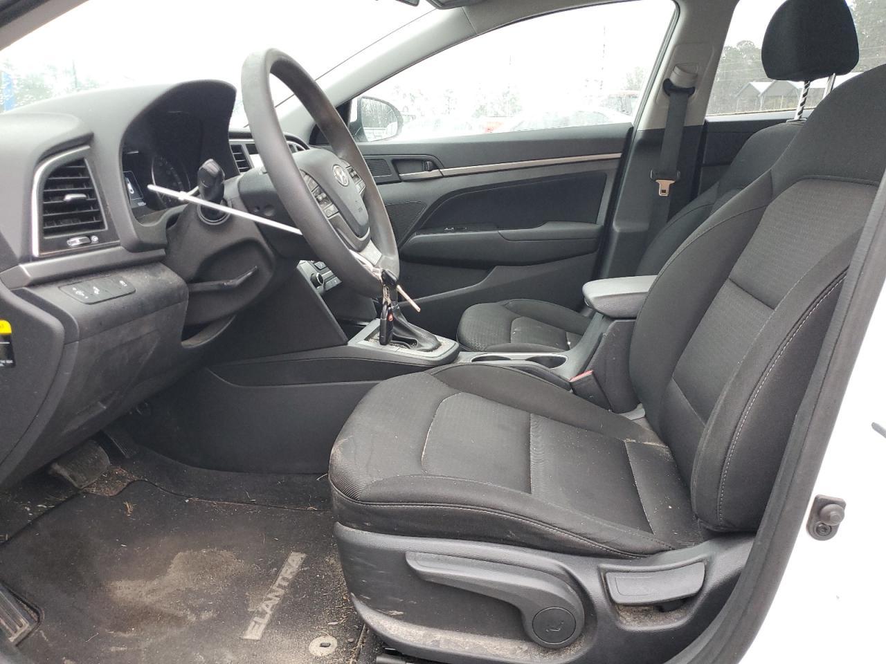 2018 HYUNDAI ELANTRA SE - Фото 7