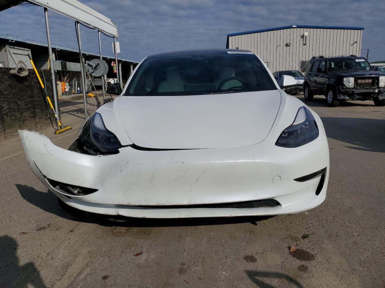 2022 TESLA MODEL 3 - Image 5
