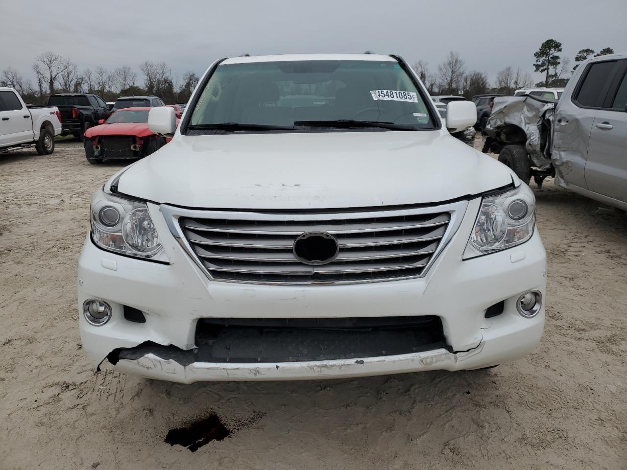 2011 LEXUS LX 570 - Фото 5