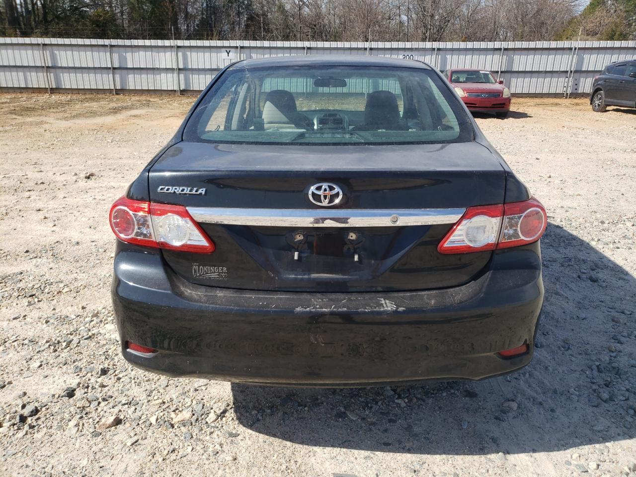 2013 TOYOTA COROLLA BA - Фото 6