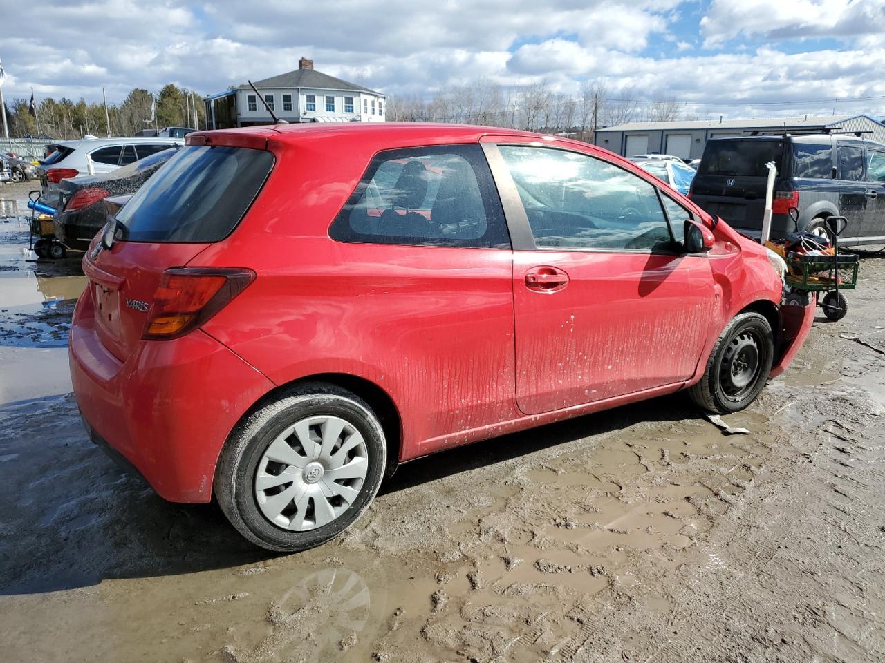 2015 TOYOTA YARIS - Фото 3