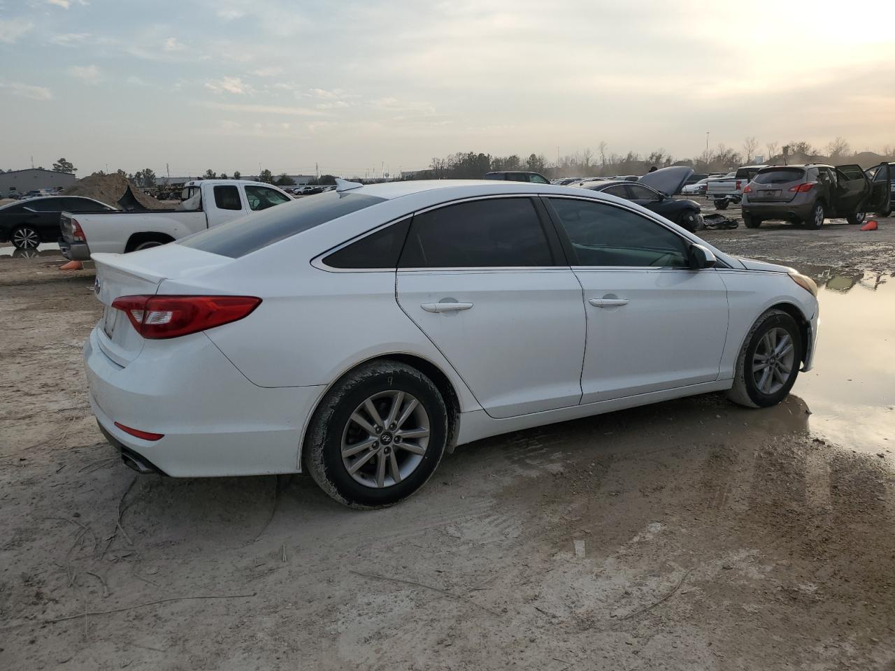 2017 HYUNDAI SONATA SE - Фото 3