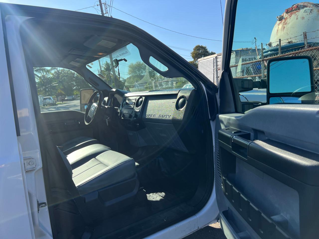2016 FORD F250 SUPER - Image 5