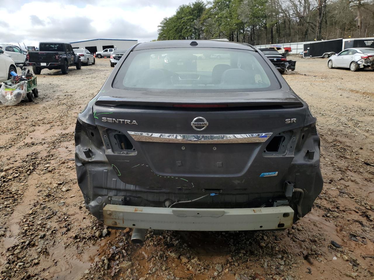 2013 NISSAN SENTRA S - Фото 6