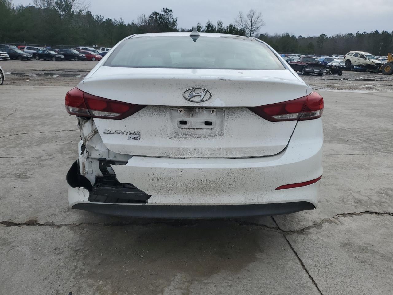 2017 HYUNDAI ELANTRA SE - Фото 6