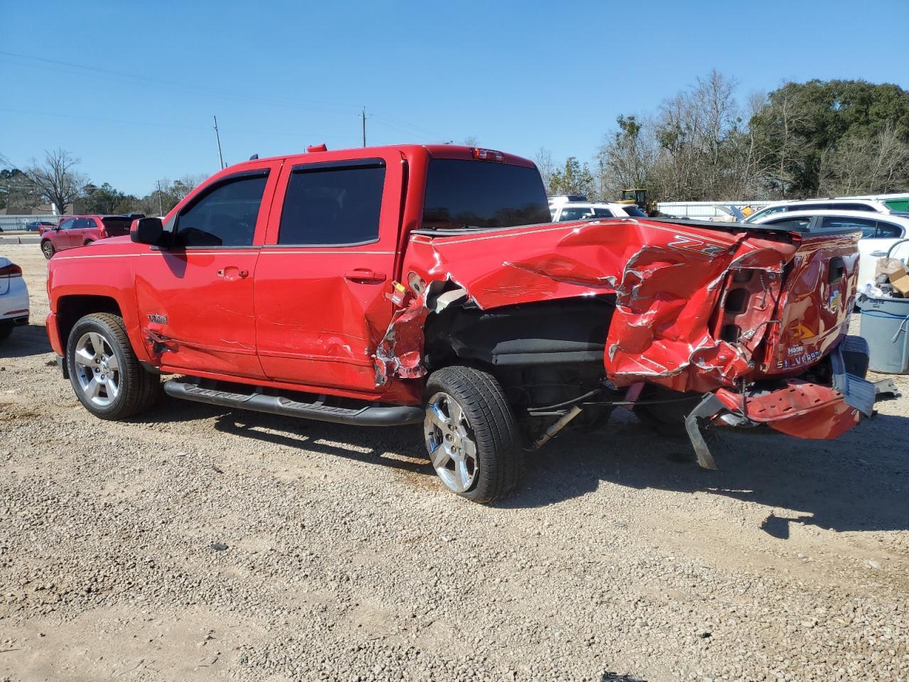 2017 CHEVROLET SILVERADO - Фото 2