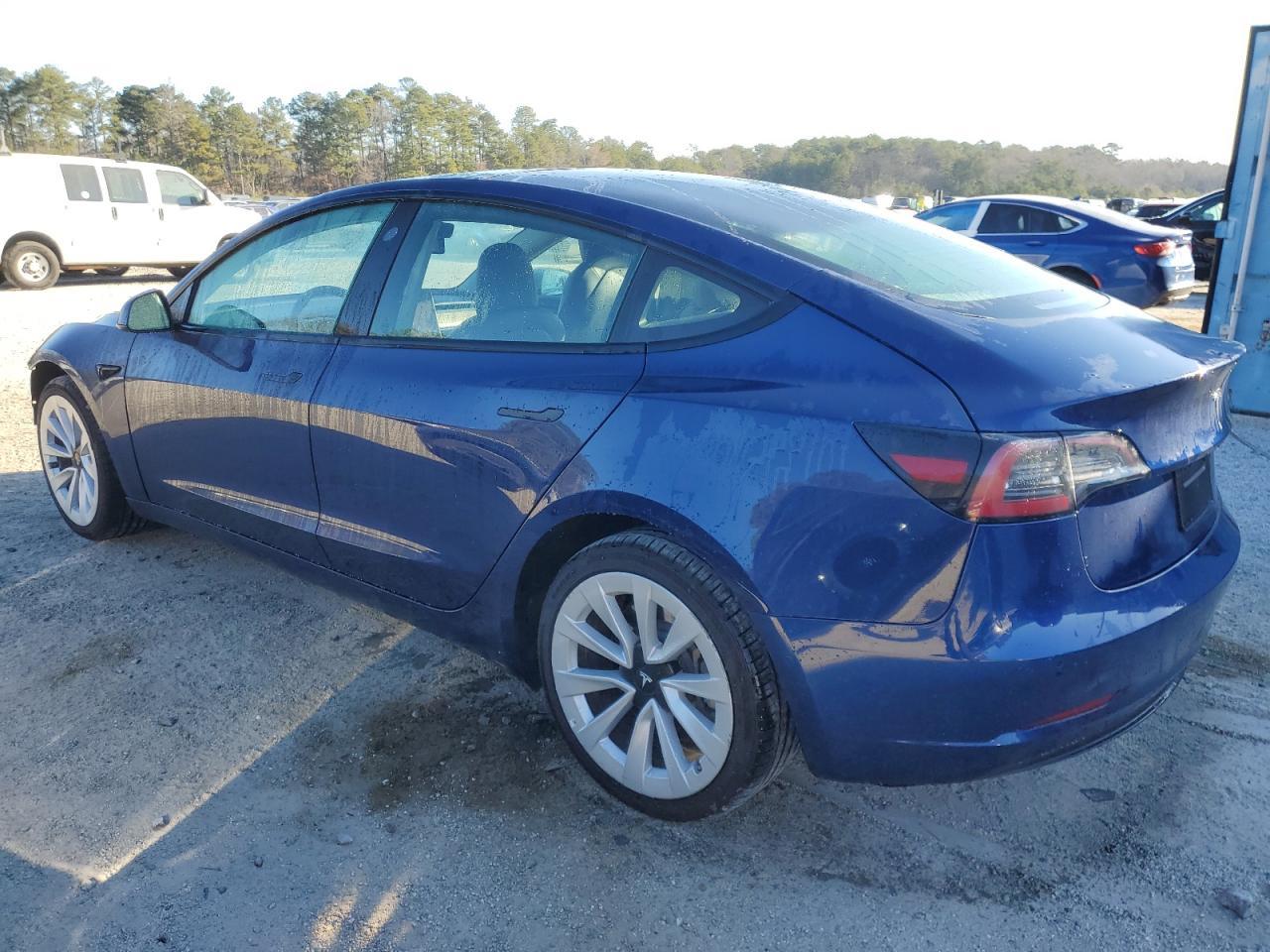 2022 TESLA MODEL 3 - Image 2