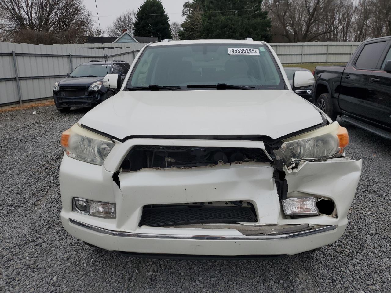 2011 TOYOTA 4RUNNER SR - Image 5