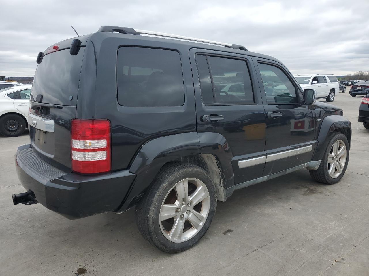 2011 JEEP LIBERTY SP - Image 3