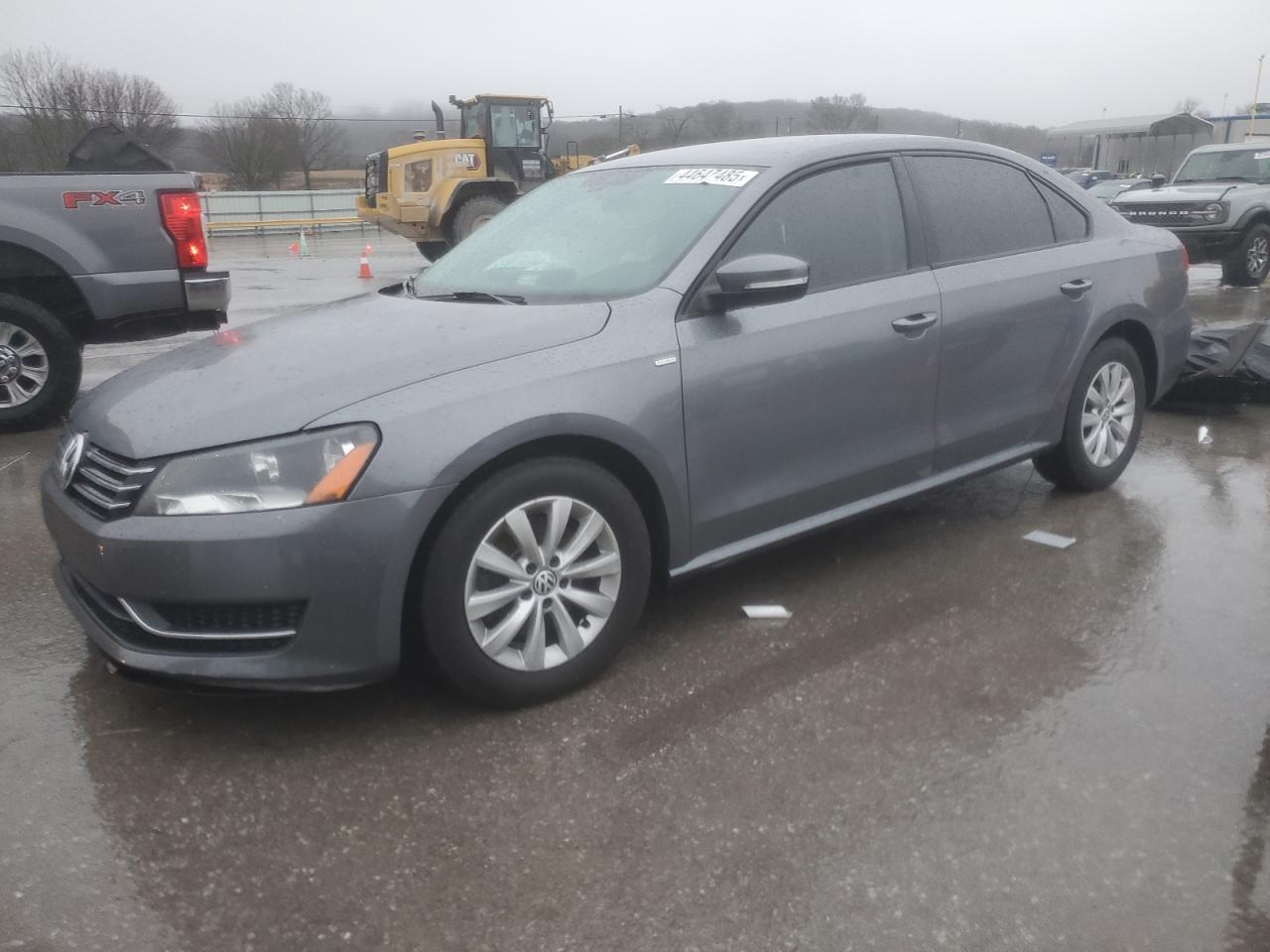 2015 VOLKSWAGEN PASSAT S