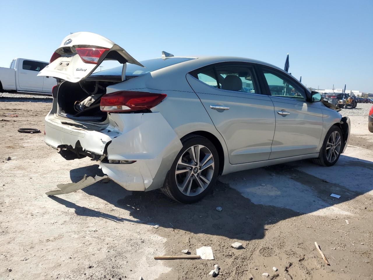 2017 HYUNDAI ELANTRA SE - Фото 3